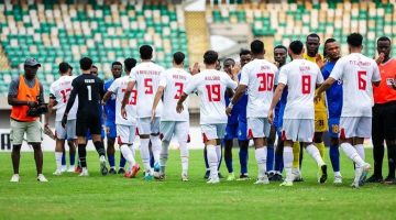 بعثة الزمالك تعود إلى القاهرة بعد التعادل مع إنيمبا في نيجيريا