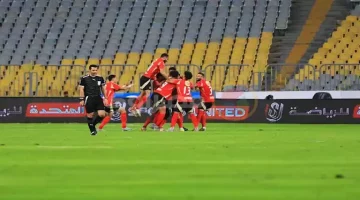 الصبح رياضة – “بعد واقعة بلوزداد”.. لاعبو الأهلي يحيون الجماهير عقب مباراة المصري البورسعيدي بالدوري (فيديو)